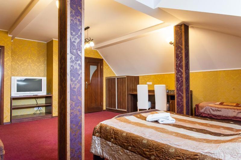 Hotel Andersen Rzeszow Luaran gambar